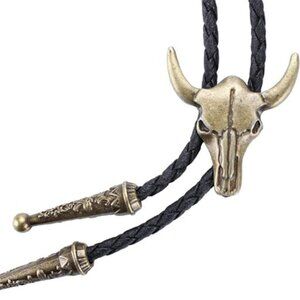 Bolo Tie Rodeo Cowboy Leather Necktie Western Necklace w Cow Skull Pendant
